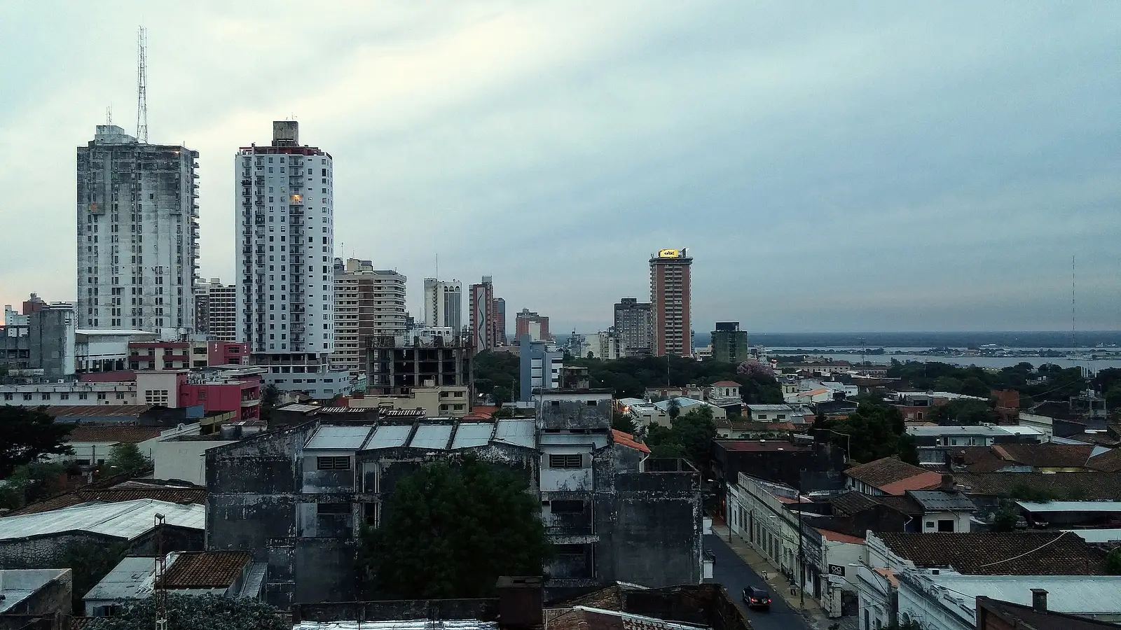 Асунсьйон, Парагвай — традиційний житловий район